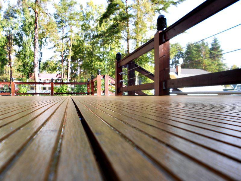 Wood Deck Refinishing Services